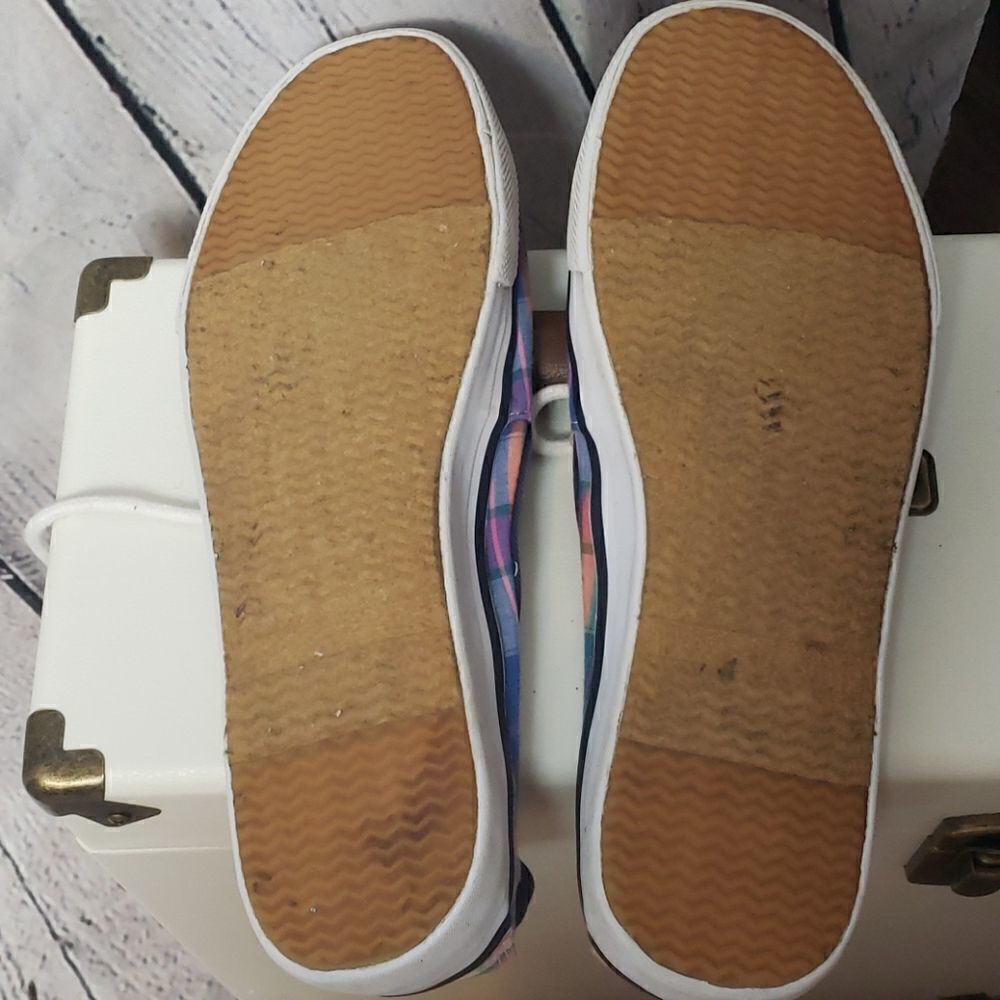 Aloha Island Shoes - Picture 6 of 6